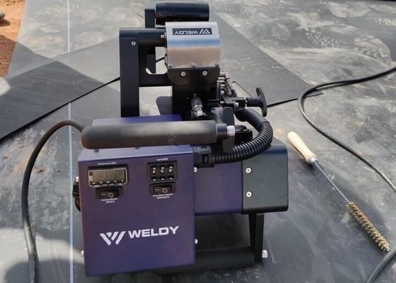 Weldy WGW300 Geomembrane Weld Seam Sealing Machine Dengan 1750W 0.5 -3.0MM