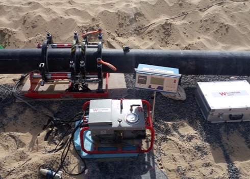 355MM Hidrolik CNC Mesin Las HDPE 110V Dengan Data Logger 270 Derajat